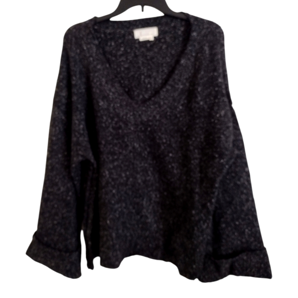Anthropologie oversized charcoal sweater large folded bell sleeves size Small